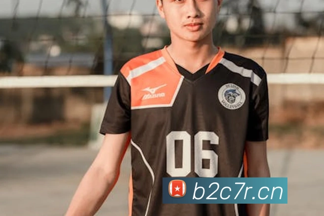 科隆vs沙尔克04赛后评分:全场最佳球员出炉,胜负关键点解读